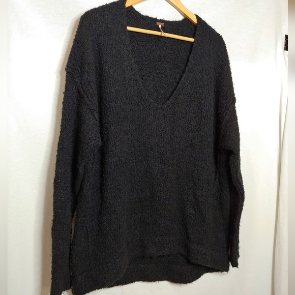 Free People Lofty VNeck Sweater Oversized Nubby Knit Black Alpaca Blend XS - Picture 4 of 10